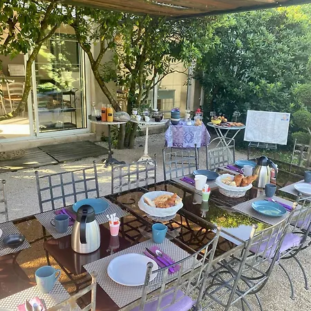 Apartment Crillon - Mas Les Fleurs D'hilaire